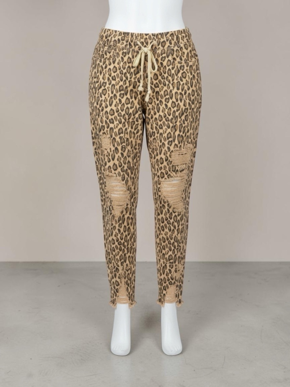 YMI Leopard Print Jogger Jeans M | Distressed Animal Print | Stretch